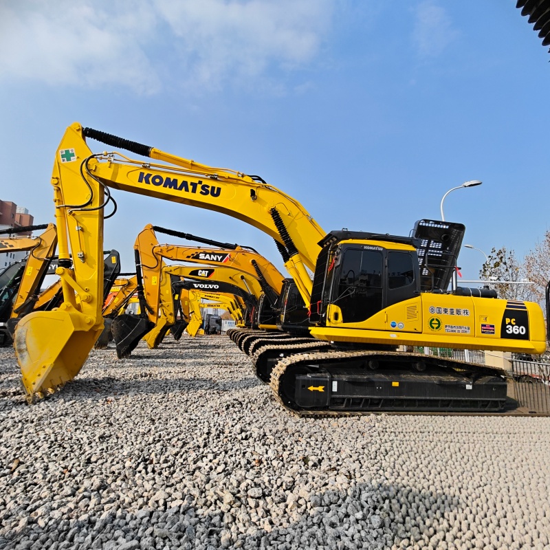 Komatsu 360 image 2