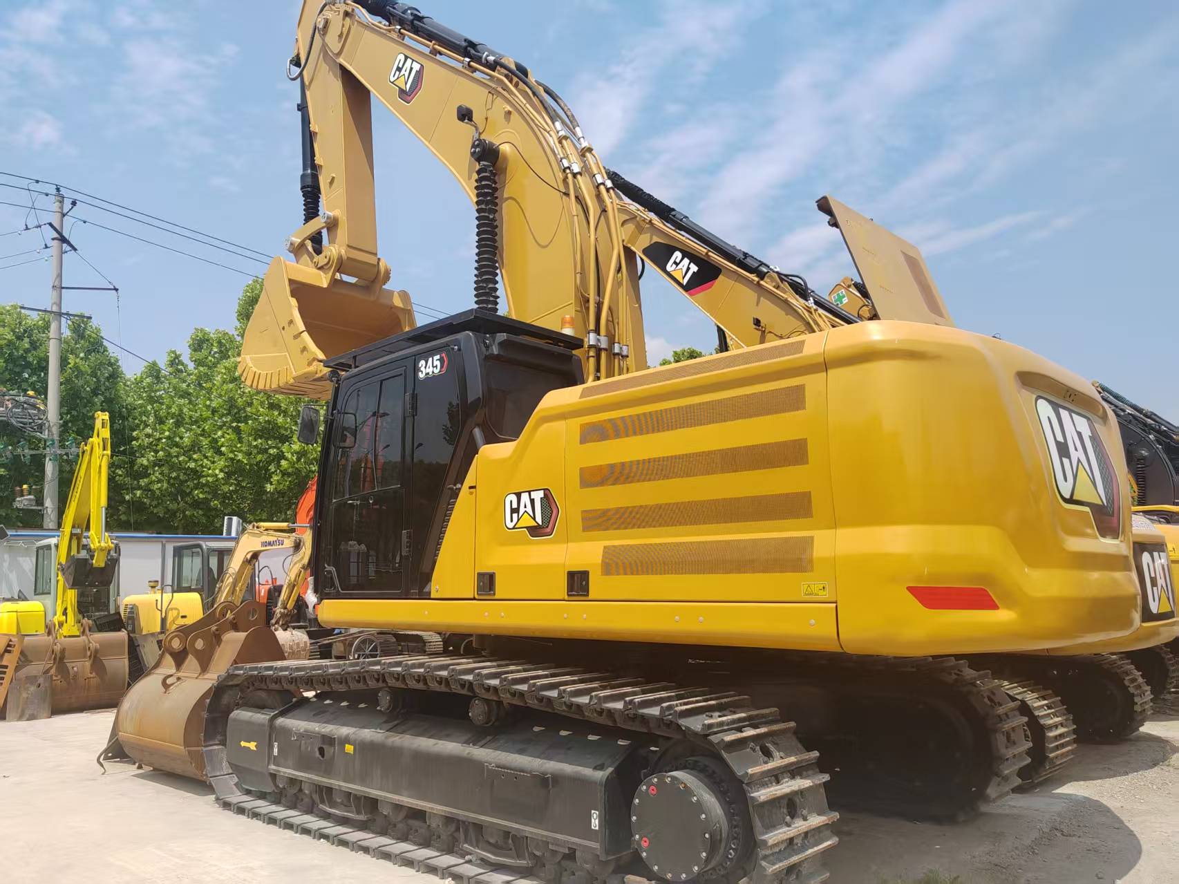 Caterpillar 345 image 2