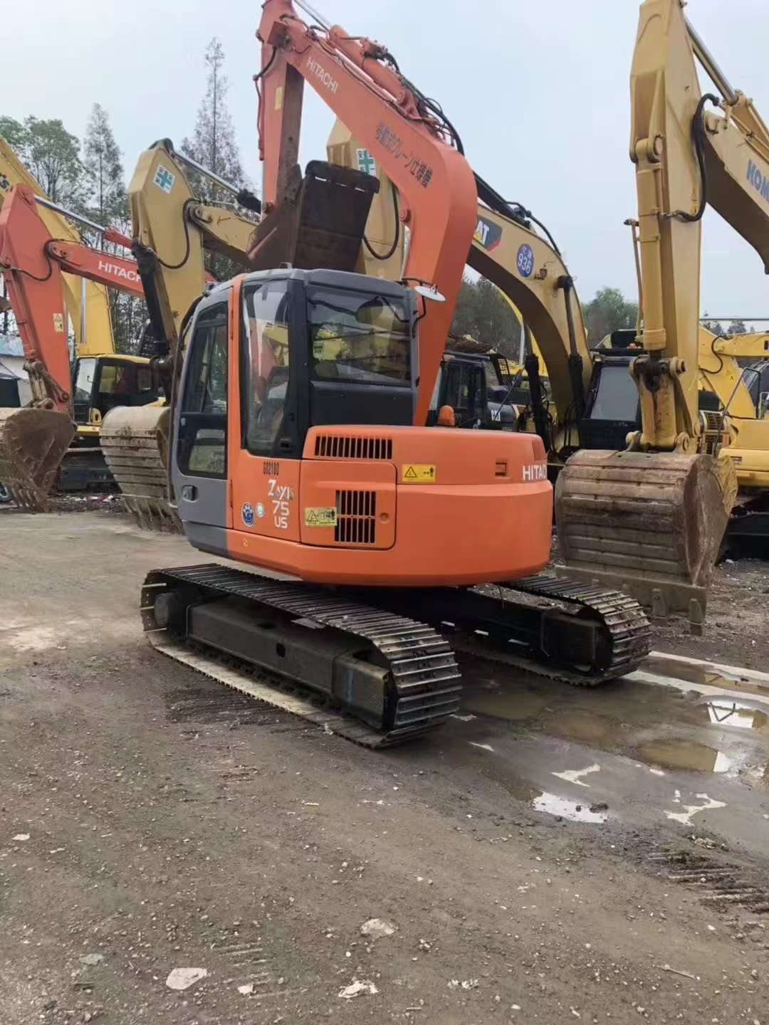 Hitachi 75 image 2