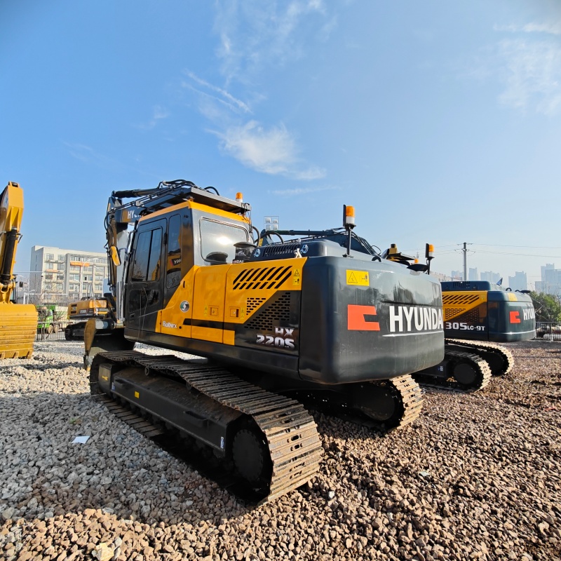 Hyundai 220HS image 5