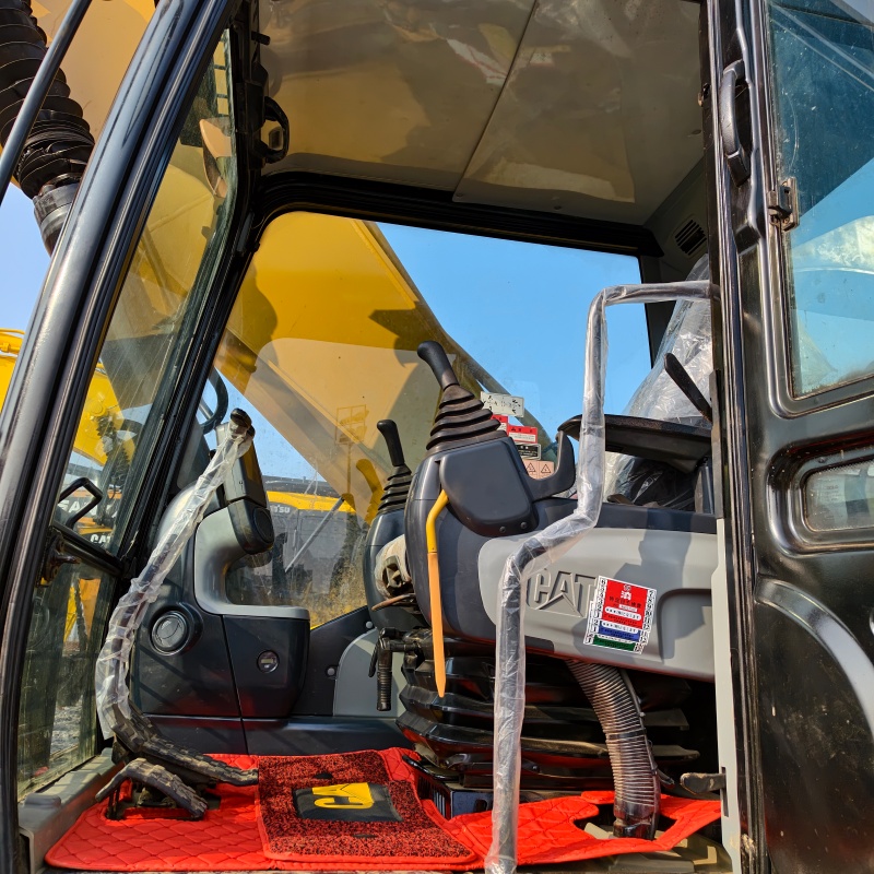 Caterpillar 336D image 7
