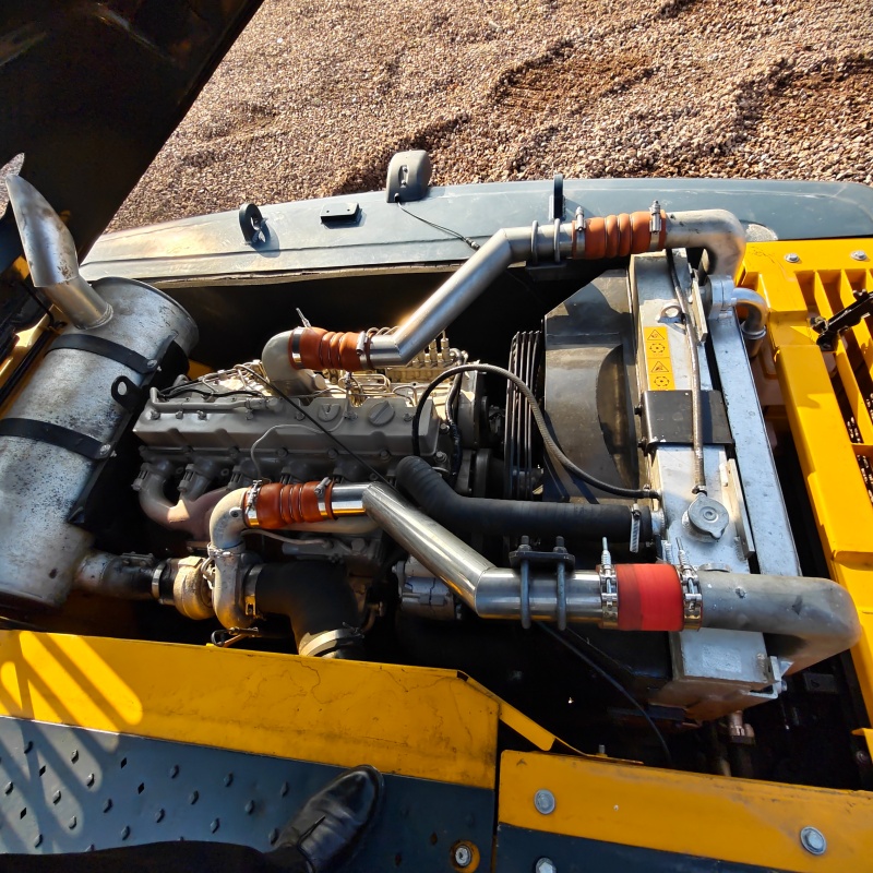 Hyundai 305 image 11