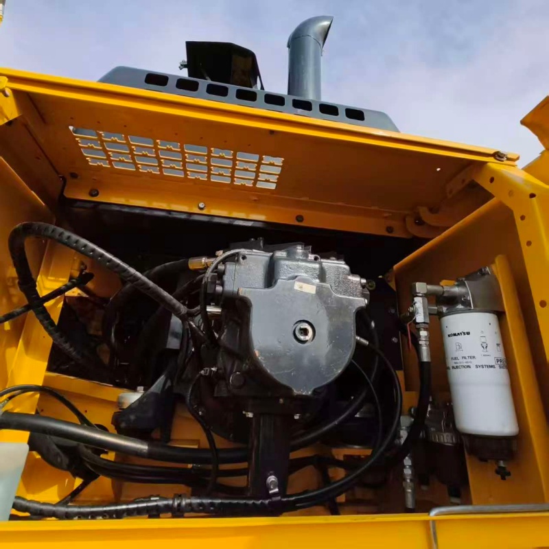 Komatsu 400-8R image 11