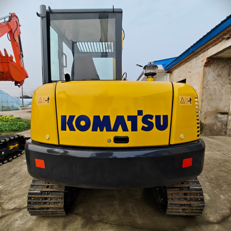 Komatsu 56 image 3