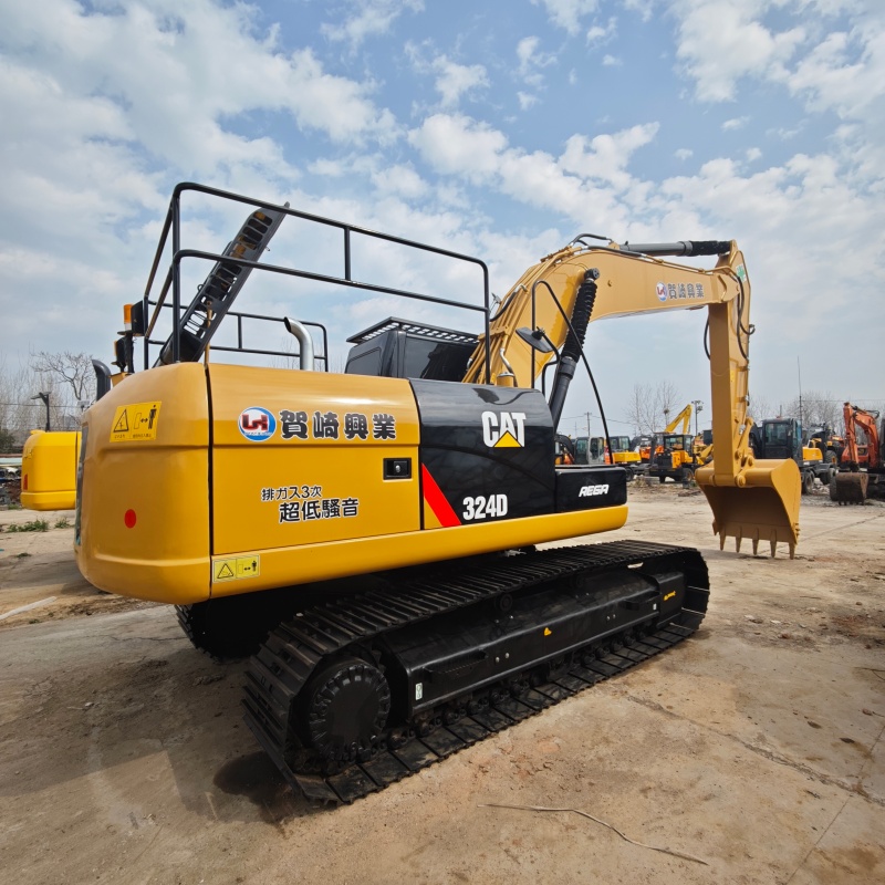 Caterpillar 324D image 3