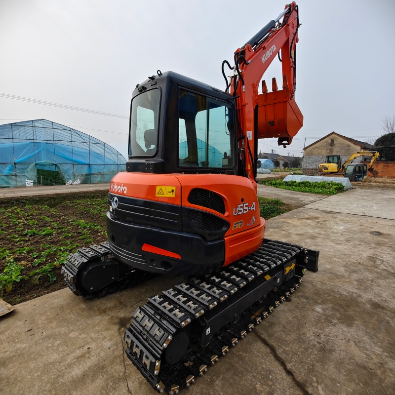 Kubota U55