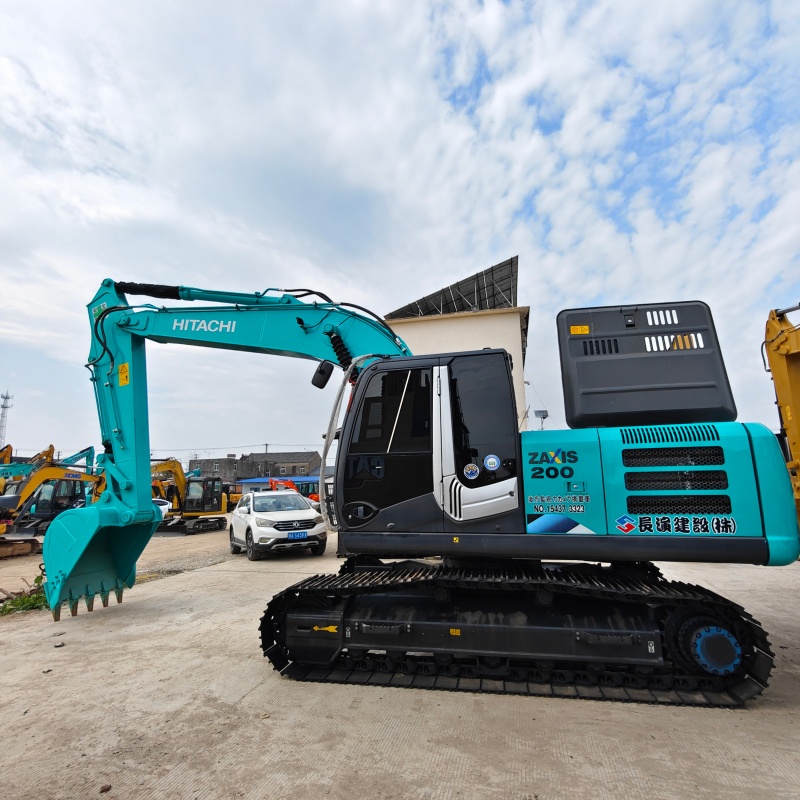 Hitachi200 image 3