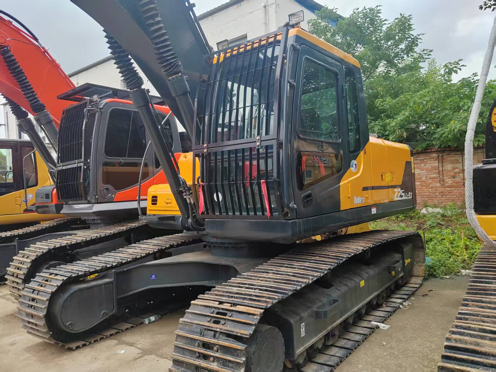 Hyundai 255-9 image 3