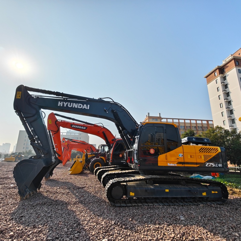 Hyundai 275 image 3