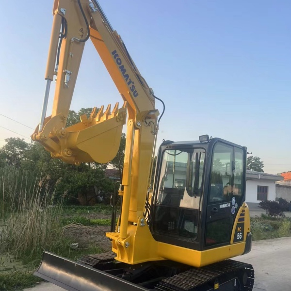 Komatsu 56（2）
