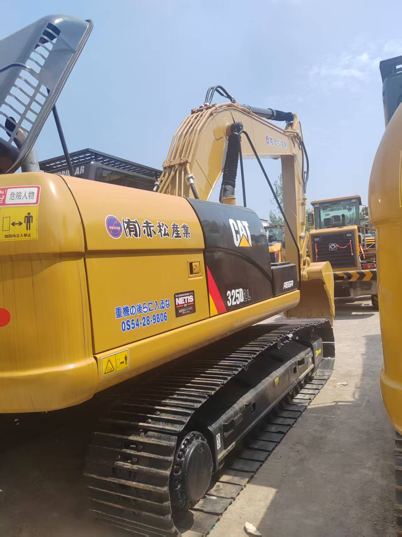 Caterpillar 325D2L image 4