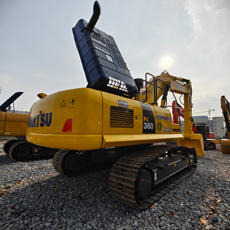 Komatsu 360 image 5