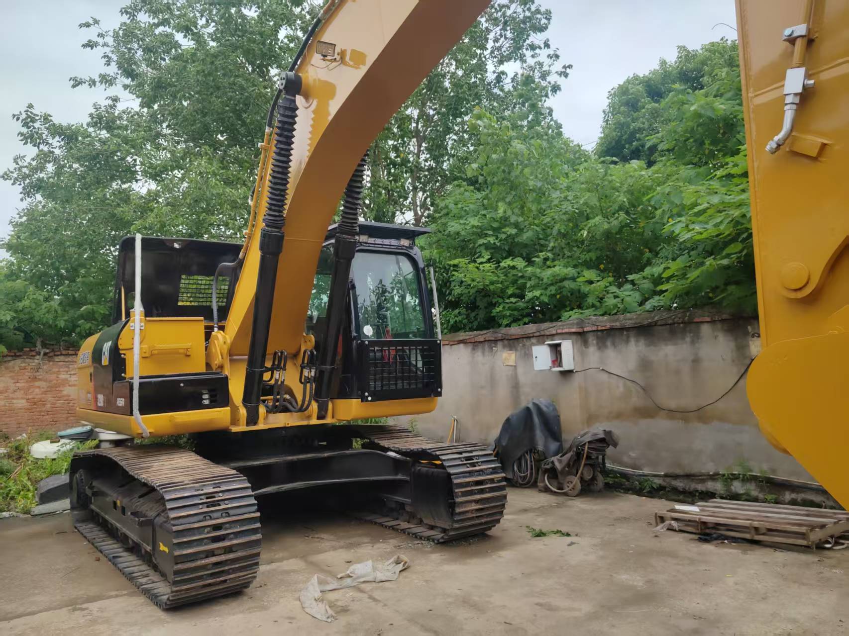 Caterpillar 329D 2 image 5