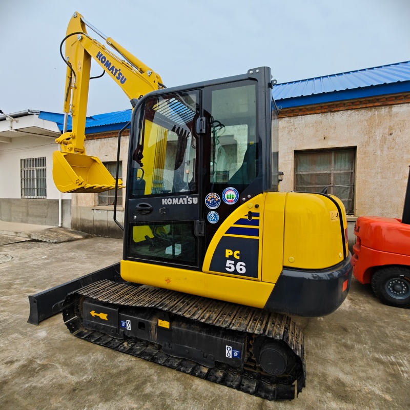 Komatsu 56