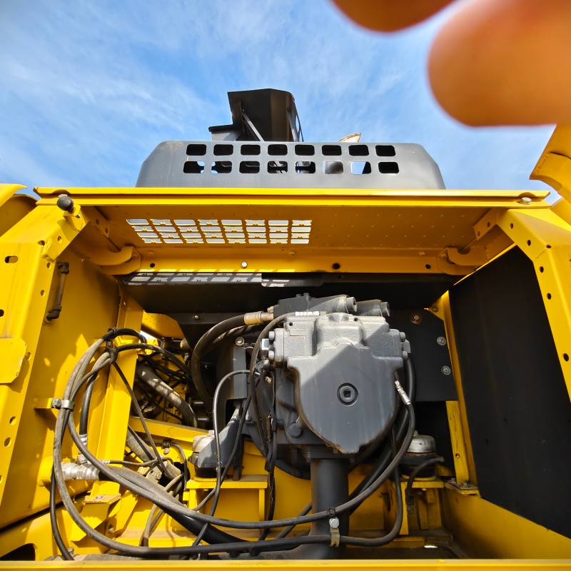 Komatsu 400-8 image 6