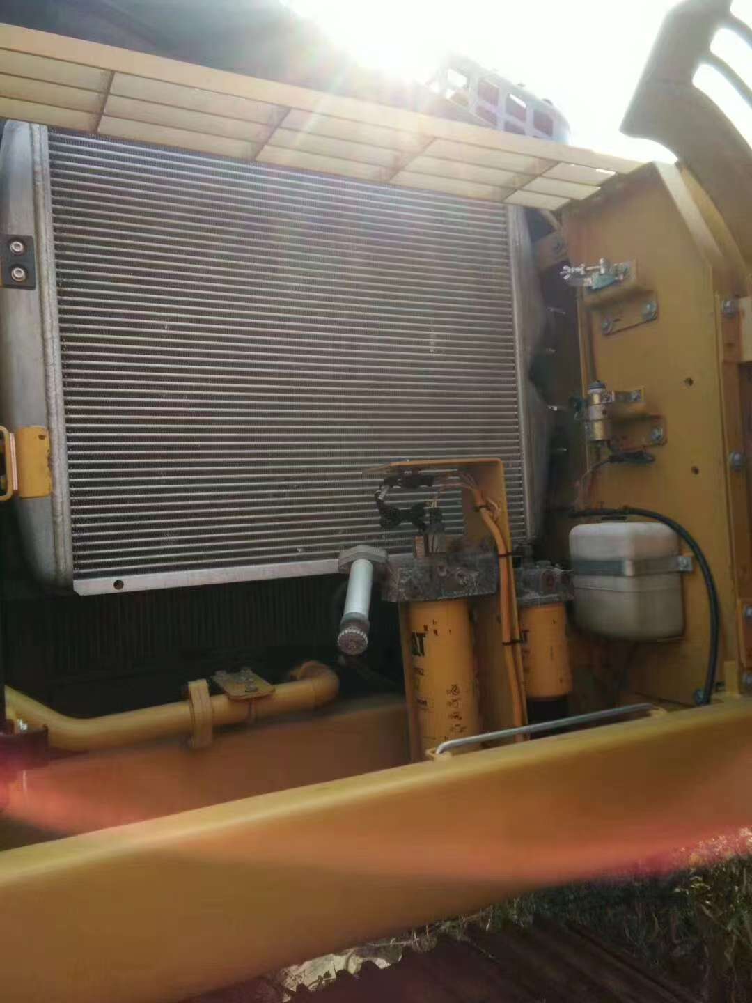 Caterpillar 329D image 6
