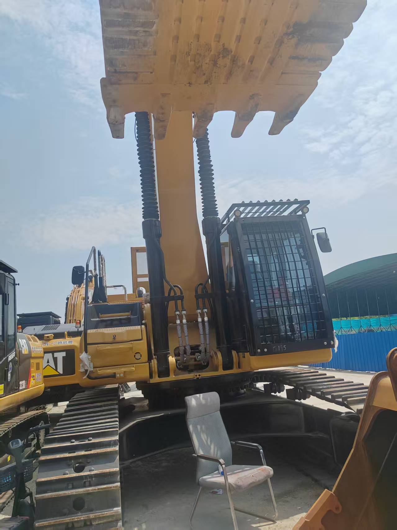 Caterpillar 345 image 5