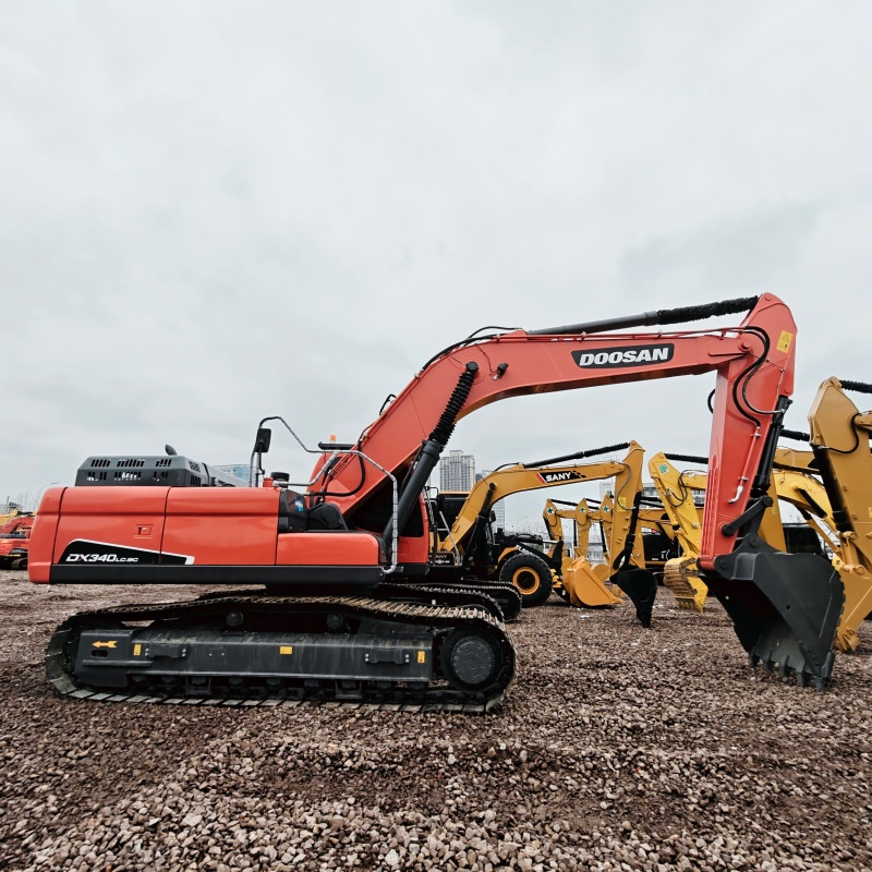 Doosan DX340 image 4