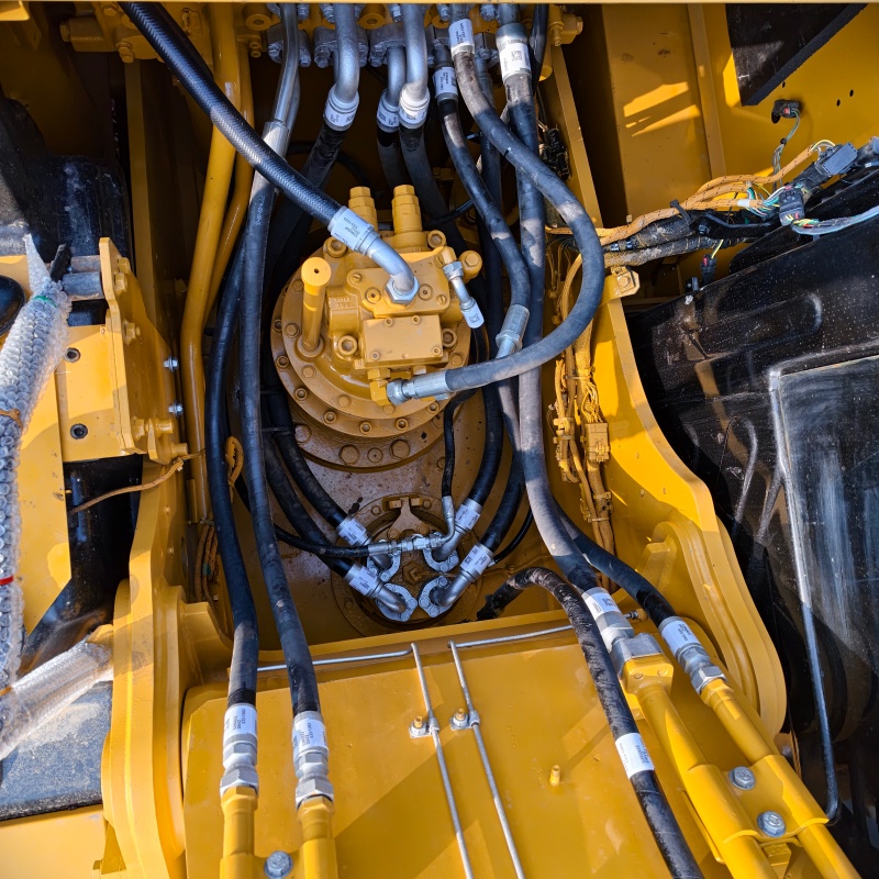 Caterpillar 320 Latest Collection image 9