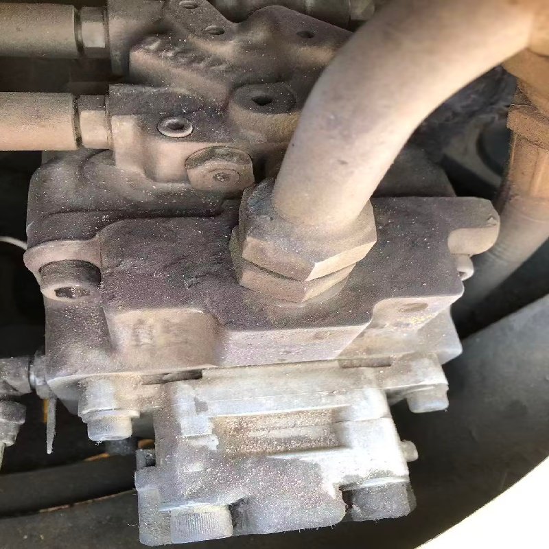 Komatsu 30 image 6