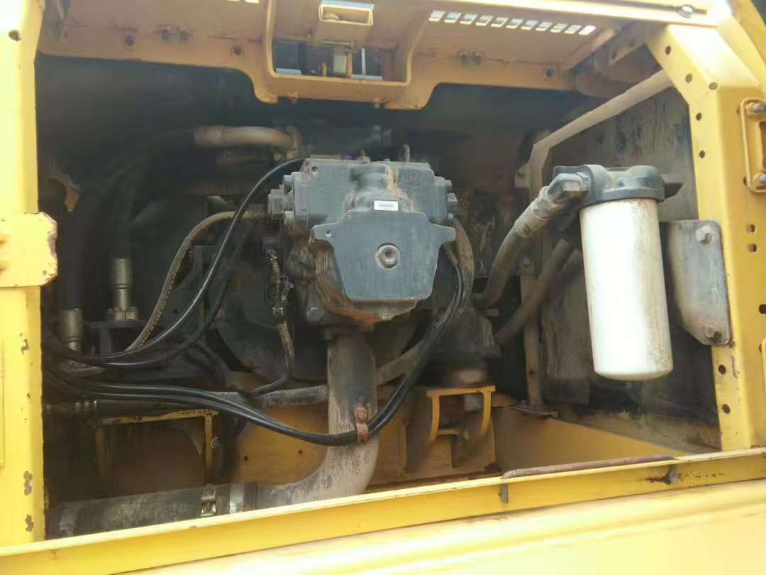 Komatsu 350 image 7