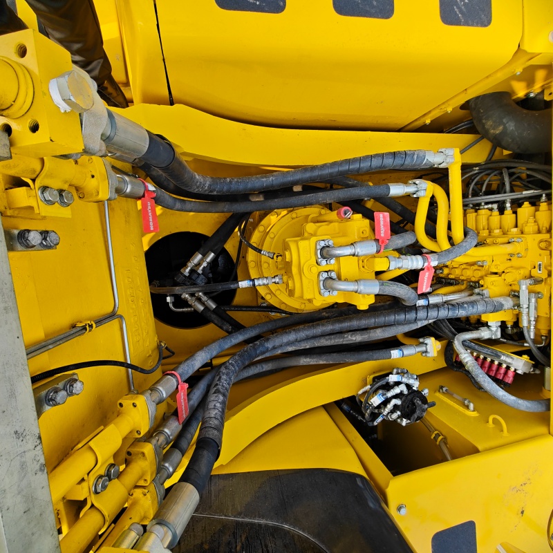 Komatsu 360 image 7