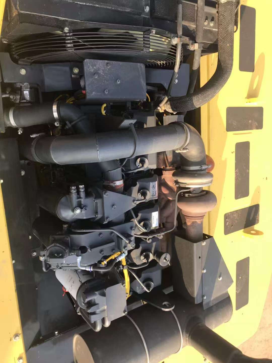 Komatsu 450 image 7