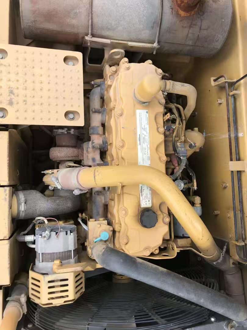 Caterpillar 325D image 7