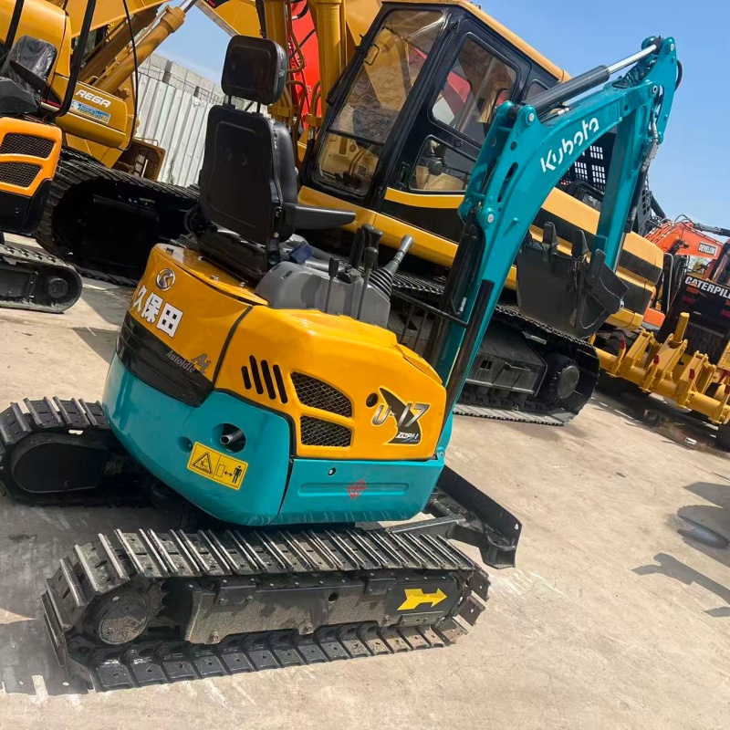 Kubota U17