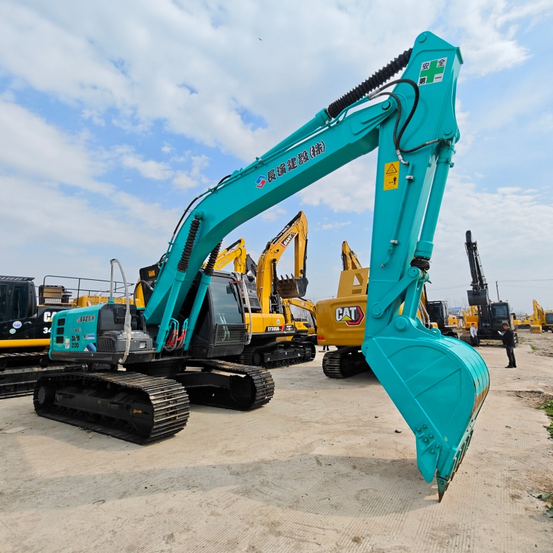 Hitachi200 image 6