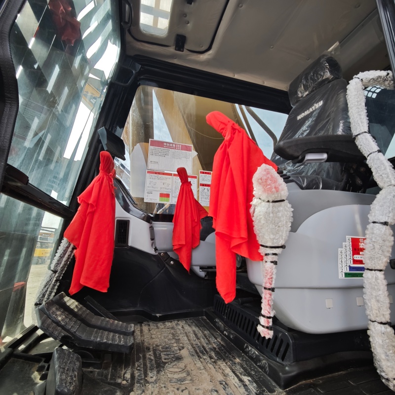 Komatsu 360-7 image 8