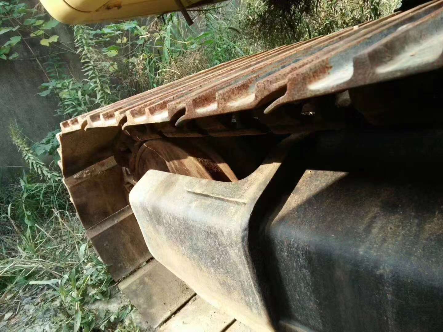 Caterpillar 329D image 9