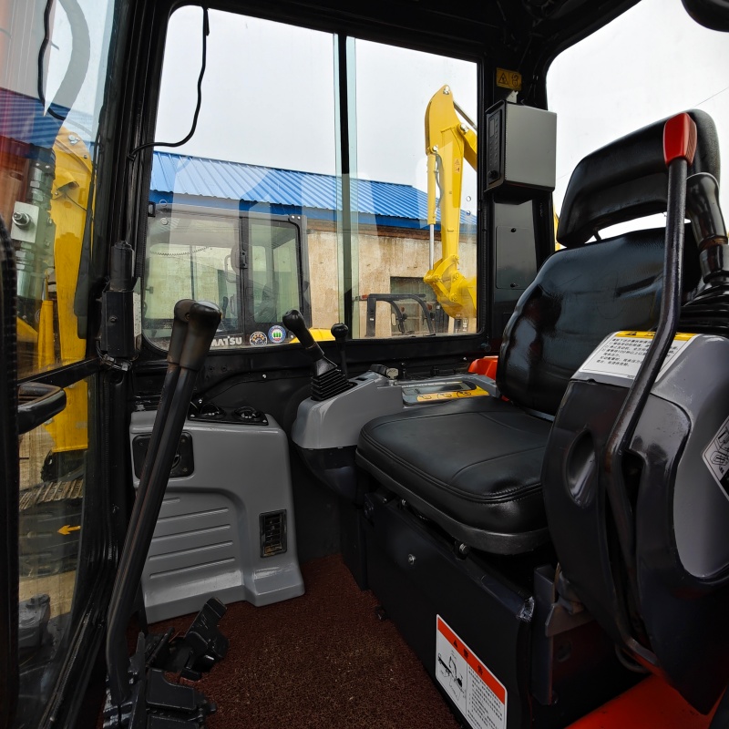 Kubota U55 image 8