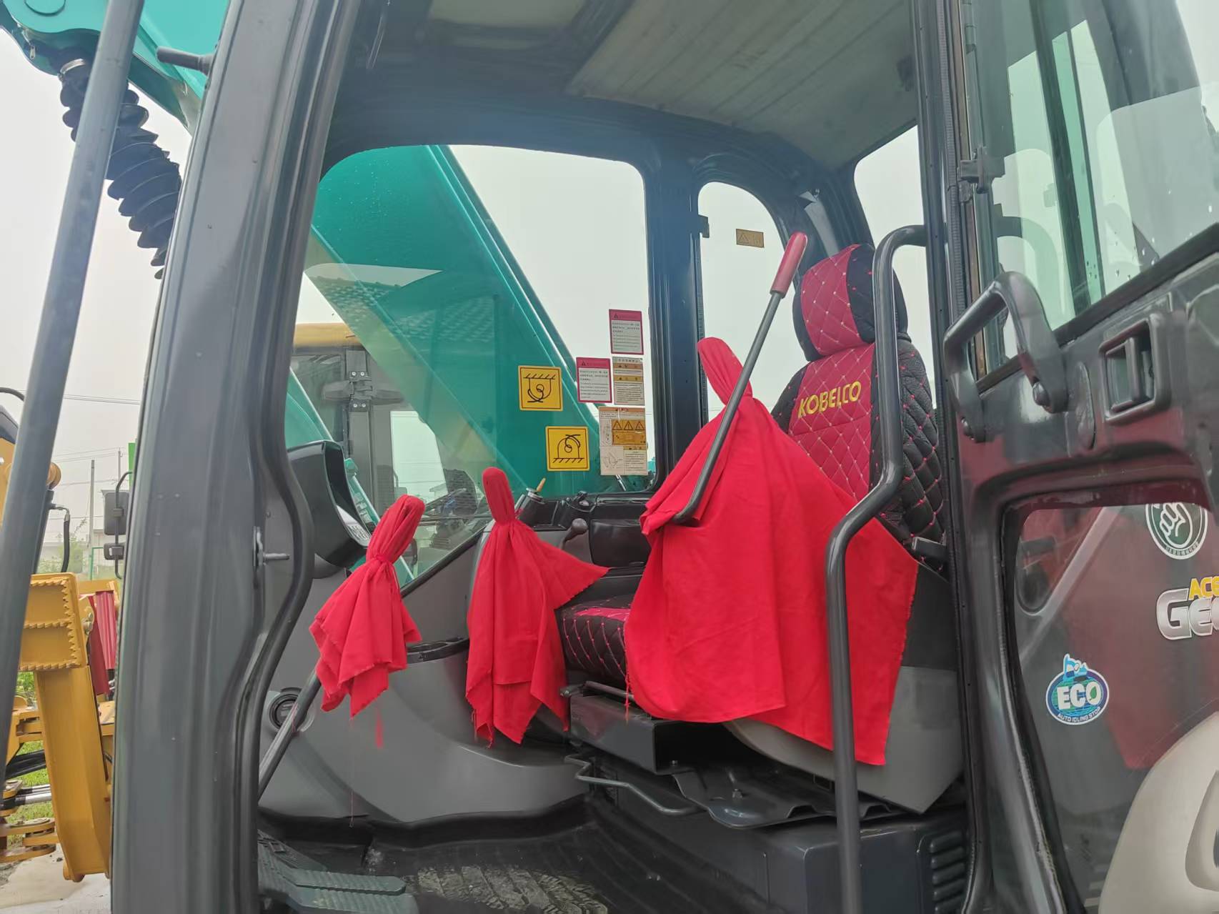 Kobelco 75 image 9