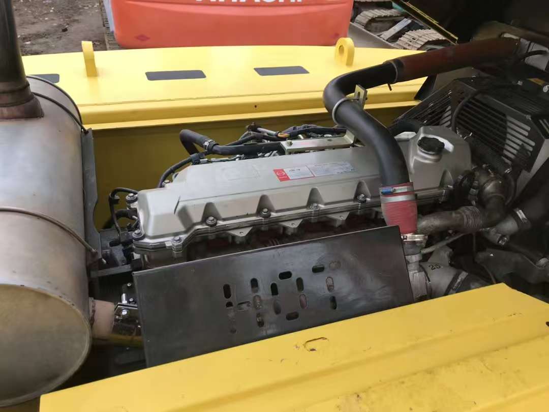 Kobelco SK350 Yellow Tail image 9