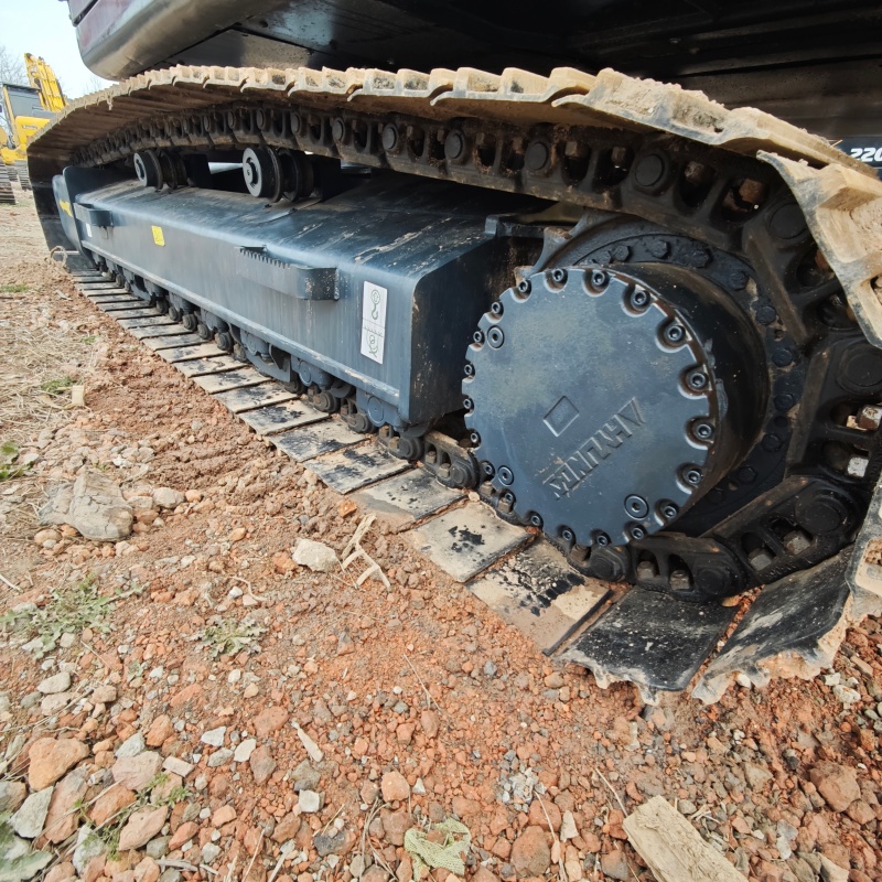 Hyundai 225HD image 10