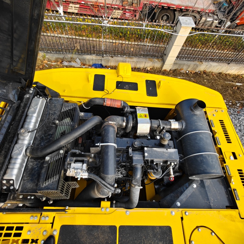 Komatsu 360 image 9