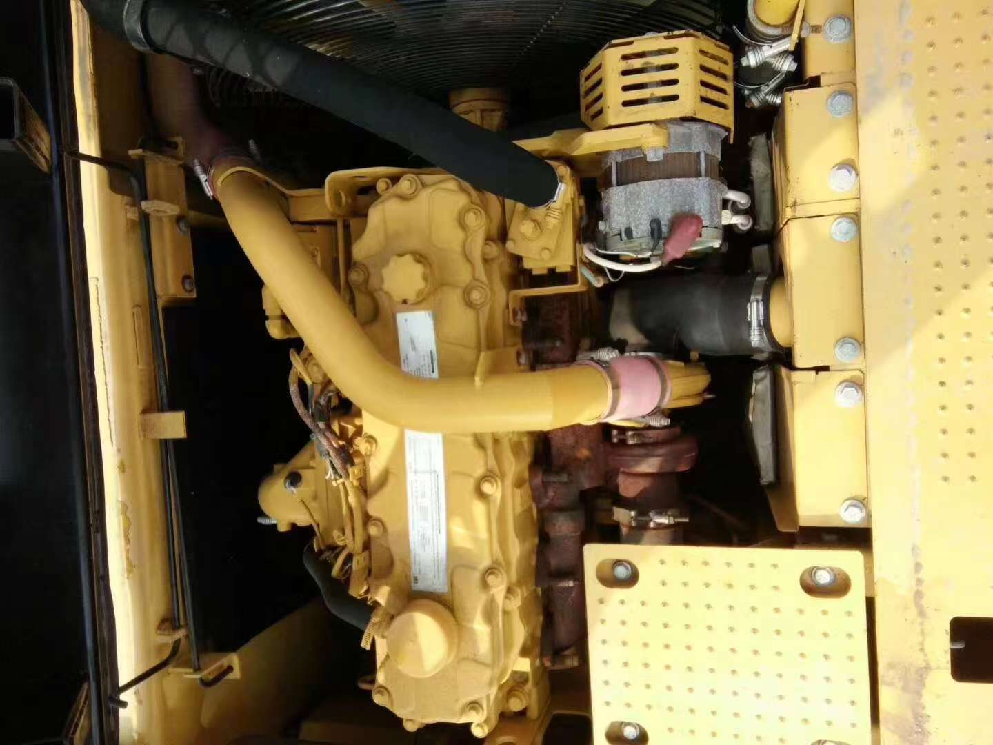 Caterpillar 329D image 10