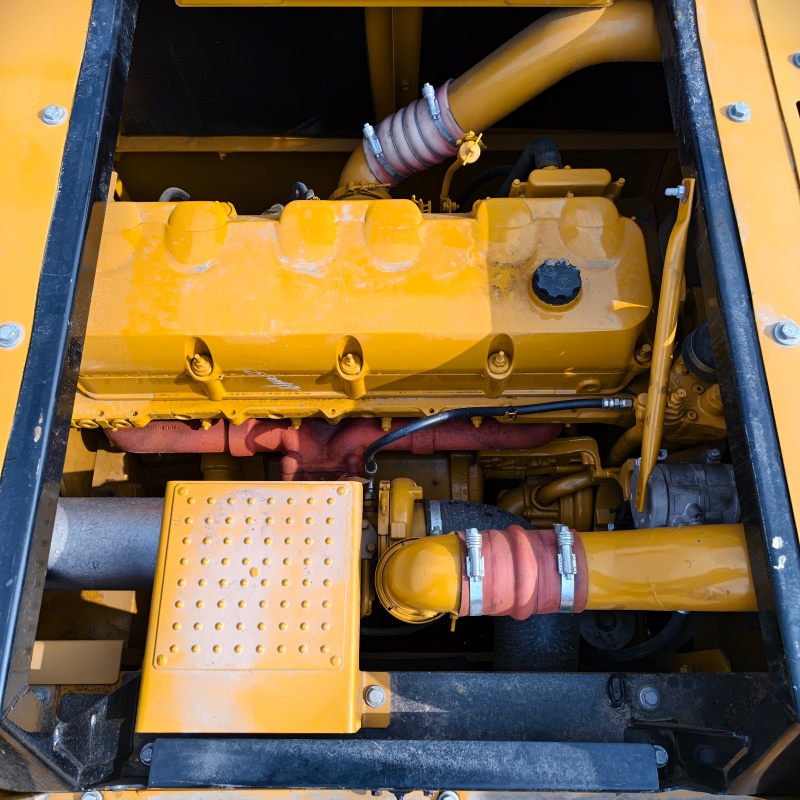 Caterpillar 349D image 10