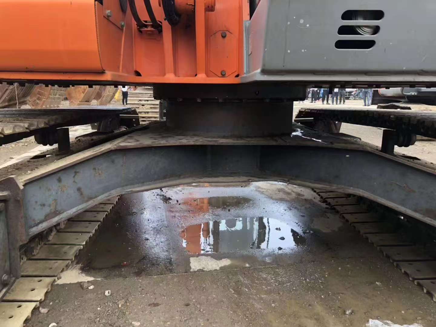 Hitachi 75 image 10