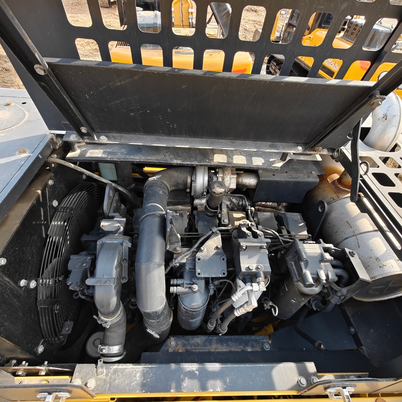 Komatsu 400-8 image 10