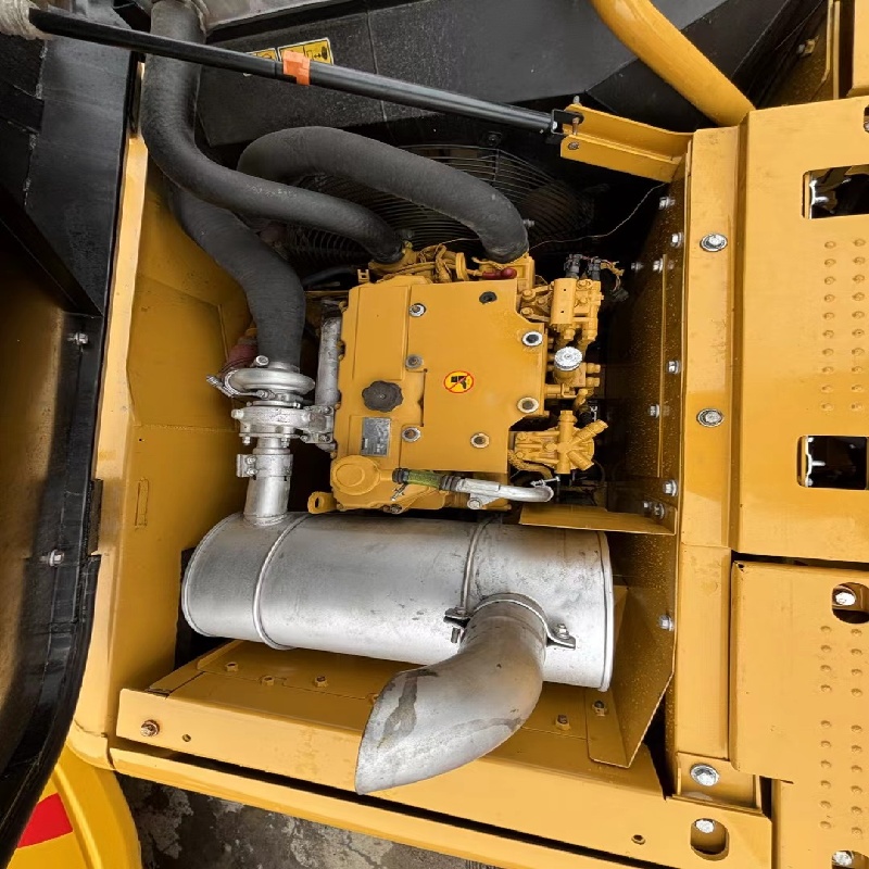 Caterpillar 315 image 8