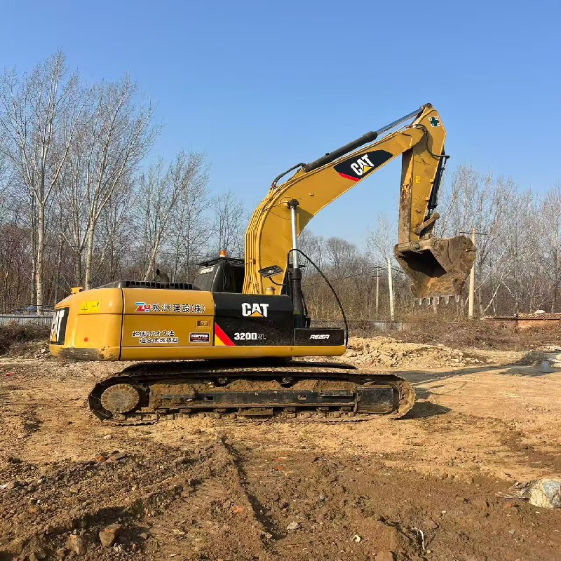 Caterpillar 320D2 Authentic image 4