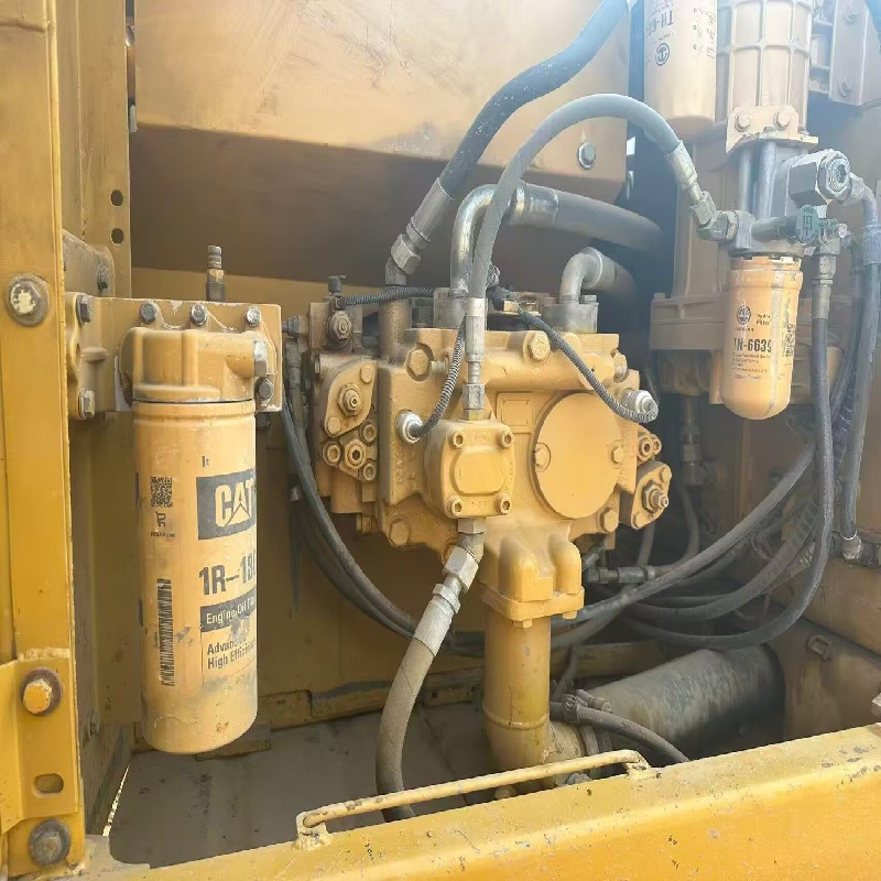 Caterpillar 320D2 Authentic image 10