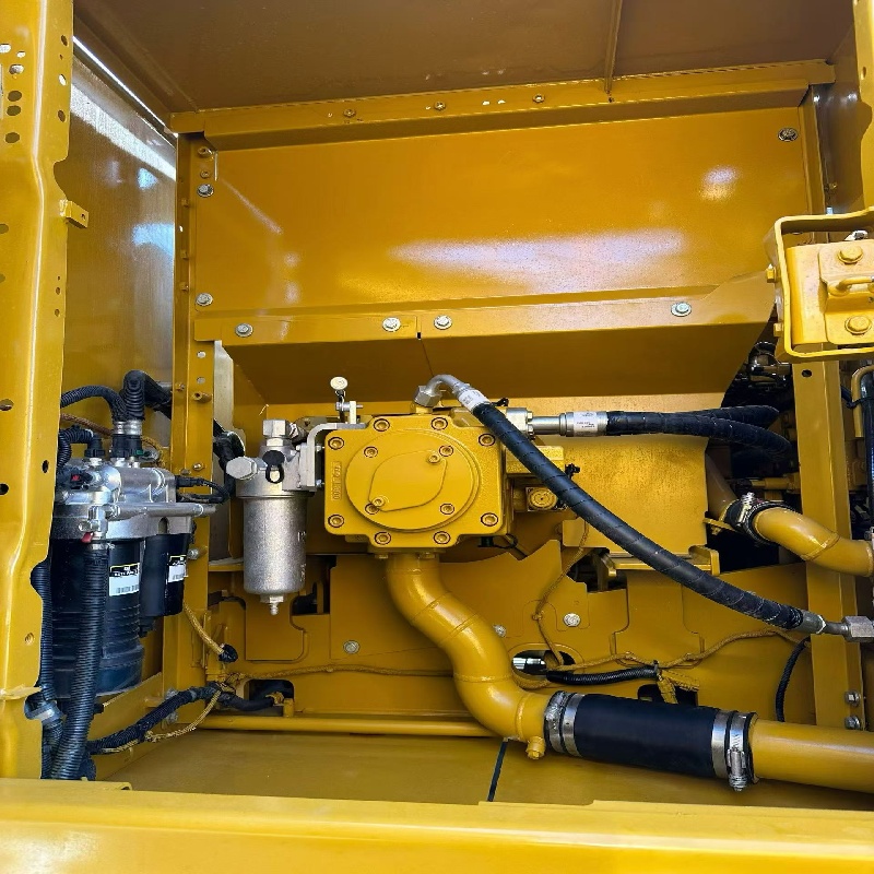 Caterpillar 323 Latest Collection image 9