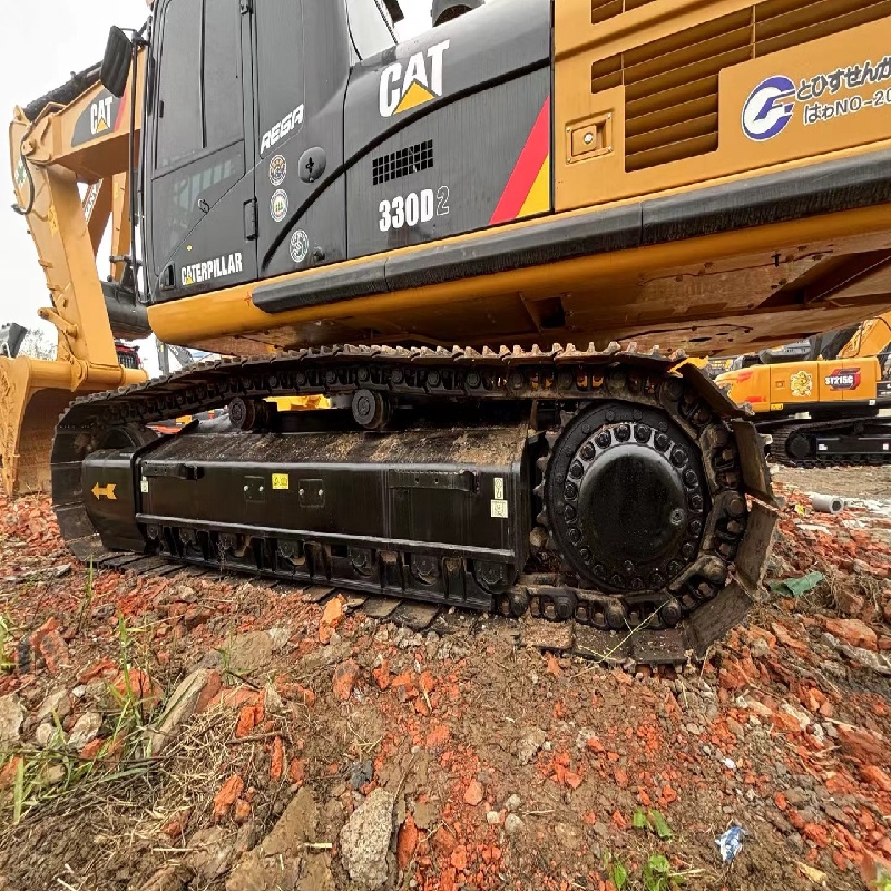 Caterpillar 330D2 image 3