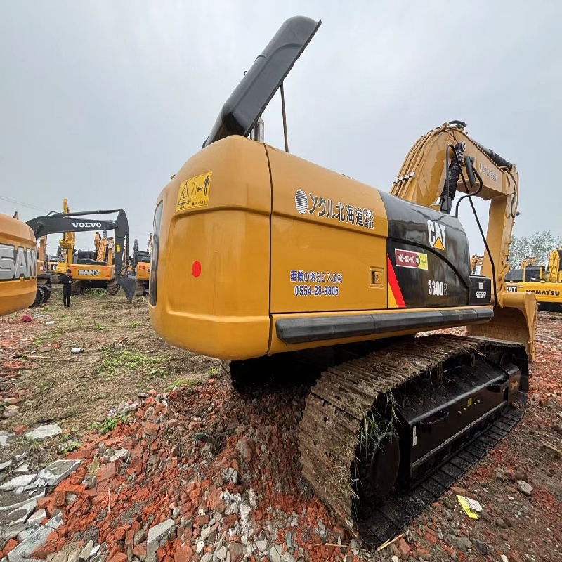 Caterpillar 330D2 image 4