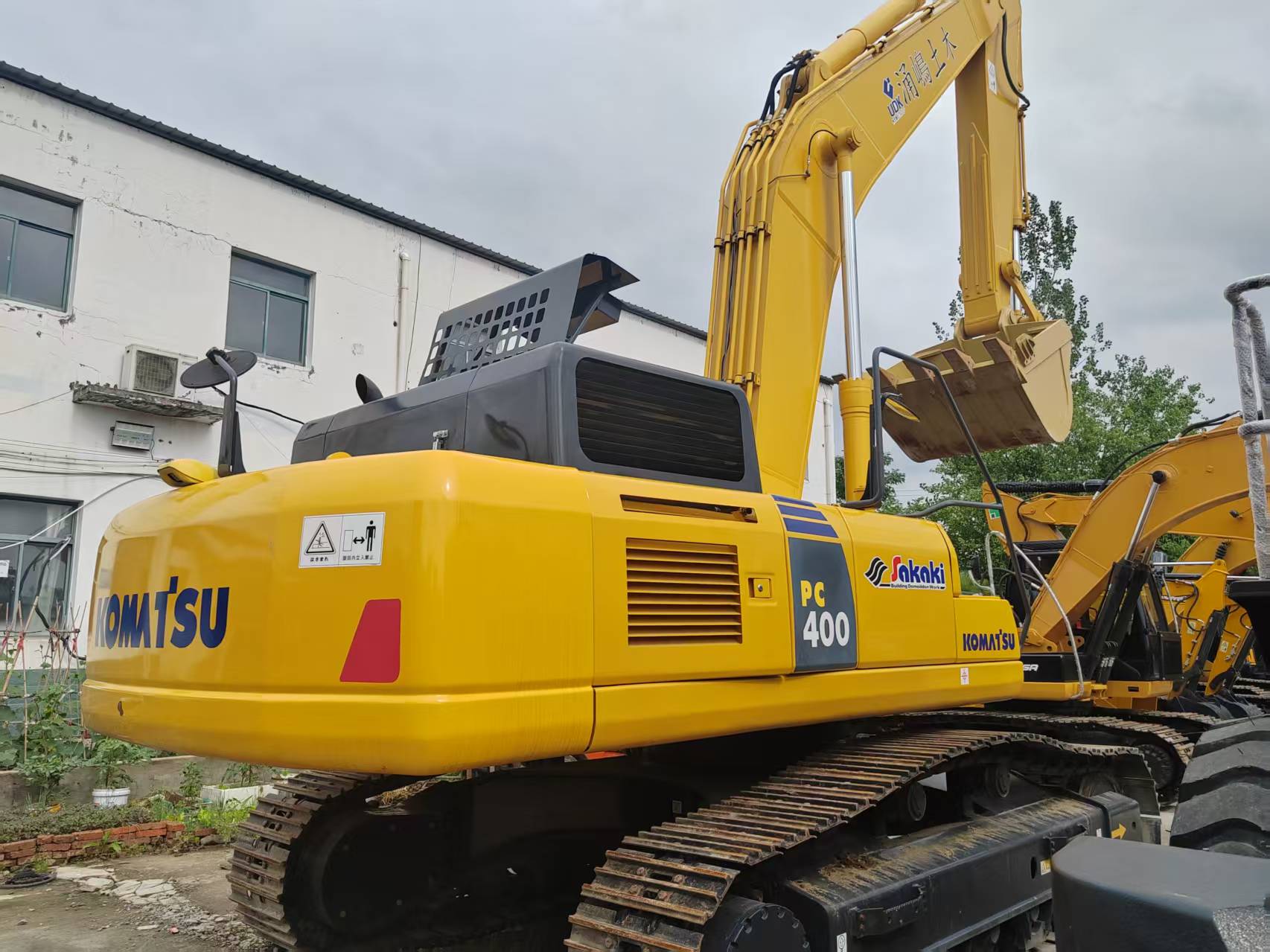 Komatsu 400-8 image 14