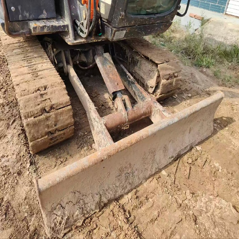 Hitachi 60 Authentic Version image 8