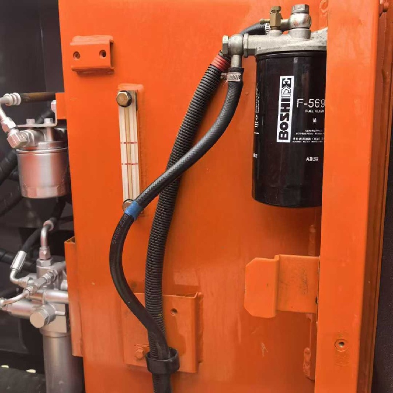 Hitachi 60 image 4